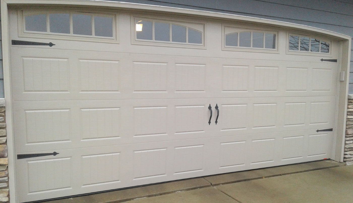 North Hatley SP garage door